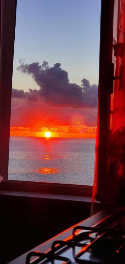 Una Finestra Sul Mare - Free Wi -Fi Ριοματζόρε Εξωτερικό φωτογραφία
